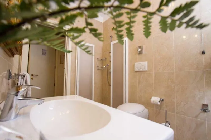 Hotel Diplomat Palace Rimini 4*,